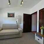 Tenis - Centrum بيت ضيافة 3*