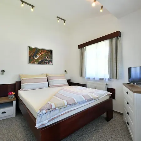 Tenis - Centrum بيت ضيافة Český Krumlov